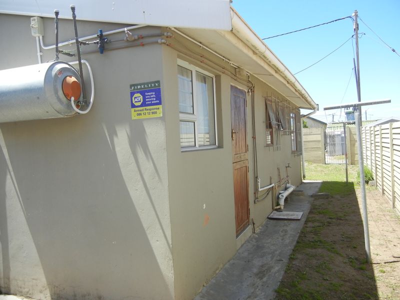 Well Priced Property - Photo 5