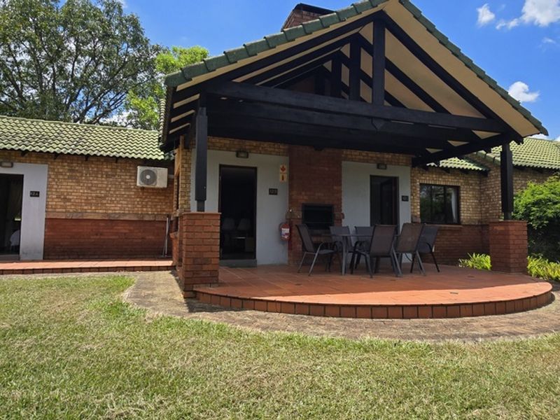 For Sale: Stylish 3-Bedroom Unit in Greenway Woods - Photo 3