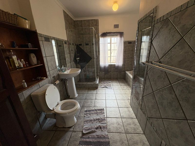 Modern Move In Dream Home - Photo 8