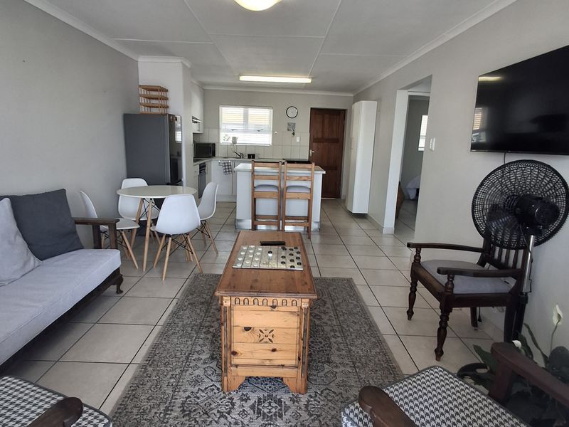 Apartment with Seaview - Photo 6