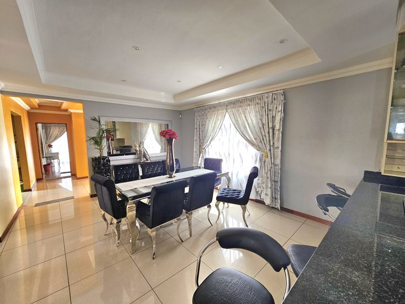 Nahoon Valley Park - Comfortable living in this beautiful and spacious Home - Photo 5