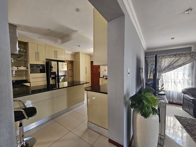 Nahoon Valley Park - Comfortable living in this beautiful and spacious Home - Photo 7