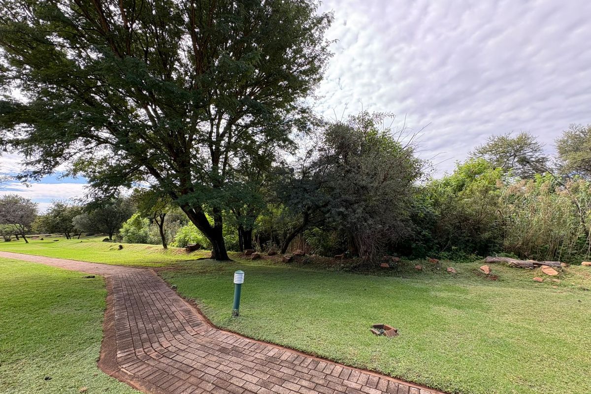 Vacant Land for Sale | 926m2 Full Title | Approved Plans | No Build Deadline - Photo 3