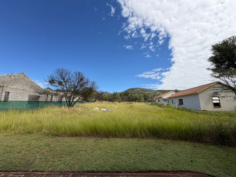 Vacant Land for Sale | 926m2 Full Title | Approved Plans | No Build Deadline - Photo 5