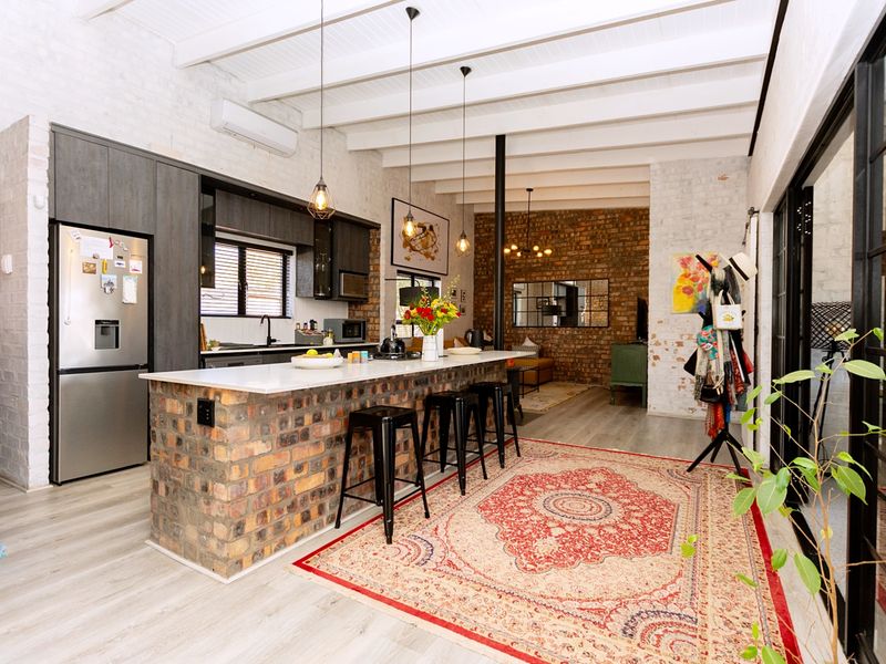 Ultra-Modern Lifestyle Cottage for the country connoisseur - Photo 5