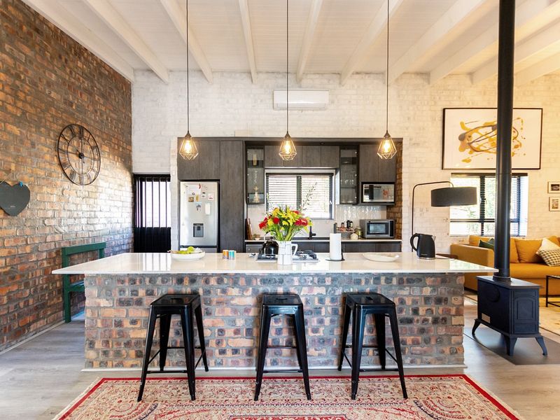 Ultra-Modern Lifestyle Cottage for the country connoisseur - Photo 8