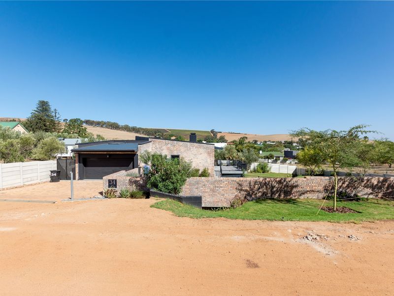 Ultra-Modern Lifestyle Cottage for the country connoisseur - Photo 3