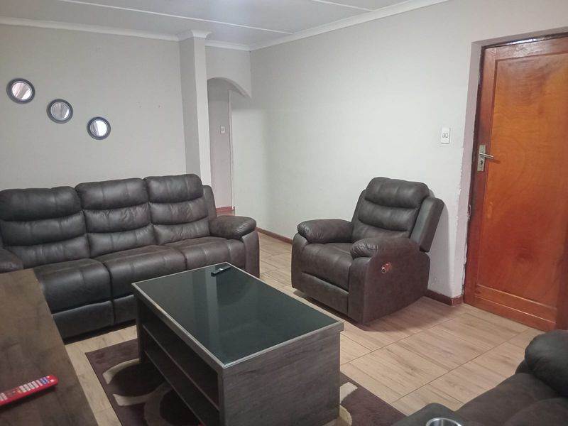 Neat house for sale! - Photo 4