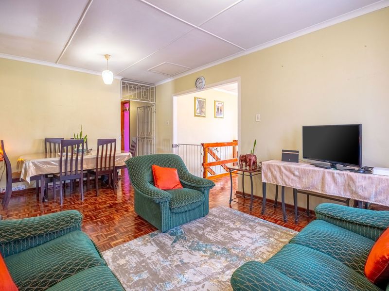 Stunning Move in ready home in the heart of Isiphingo Hills!!! - Photo 3