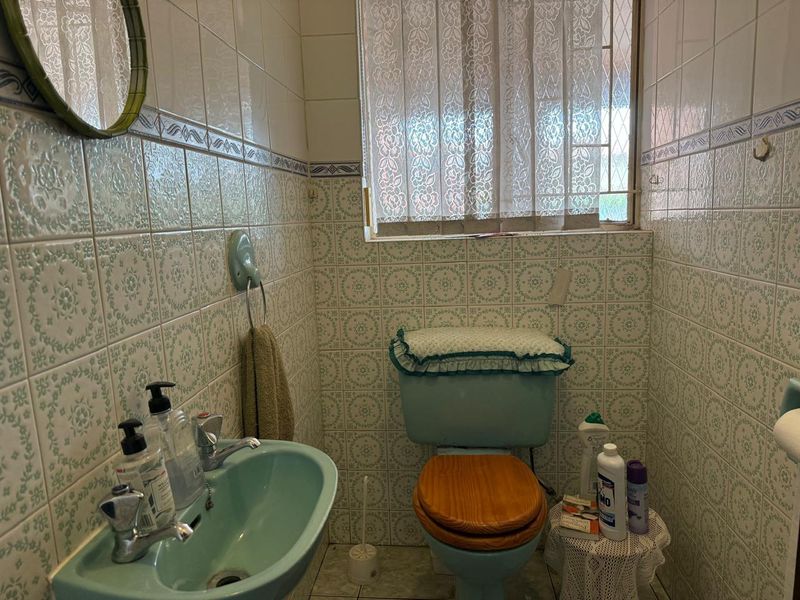 Investment property - Photo 8