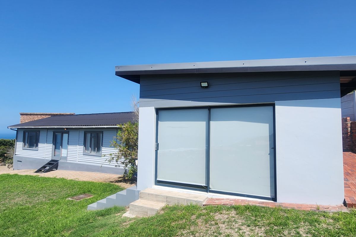 Coastal charm in a sought-after pocket of Dana Bay - Photo 2