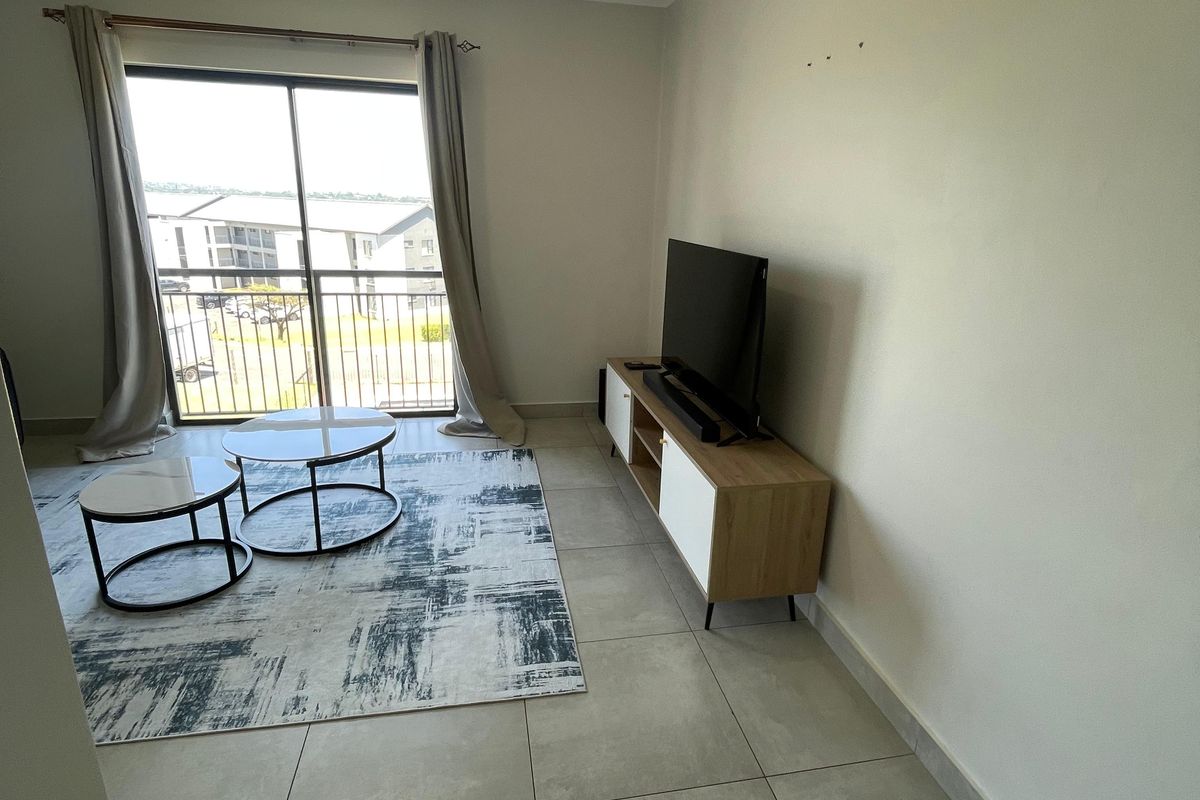 Tranquil One Bedroom Apartment in Secure Nature Estate - Photo 3