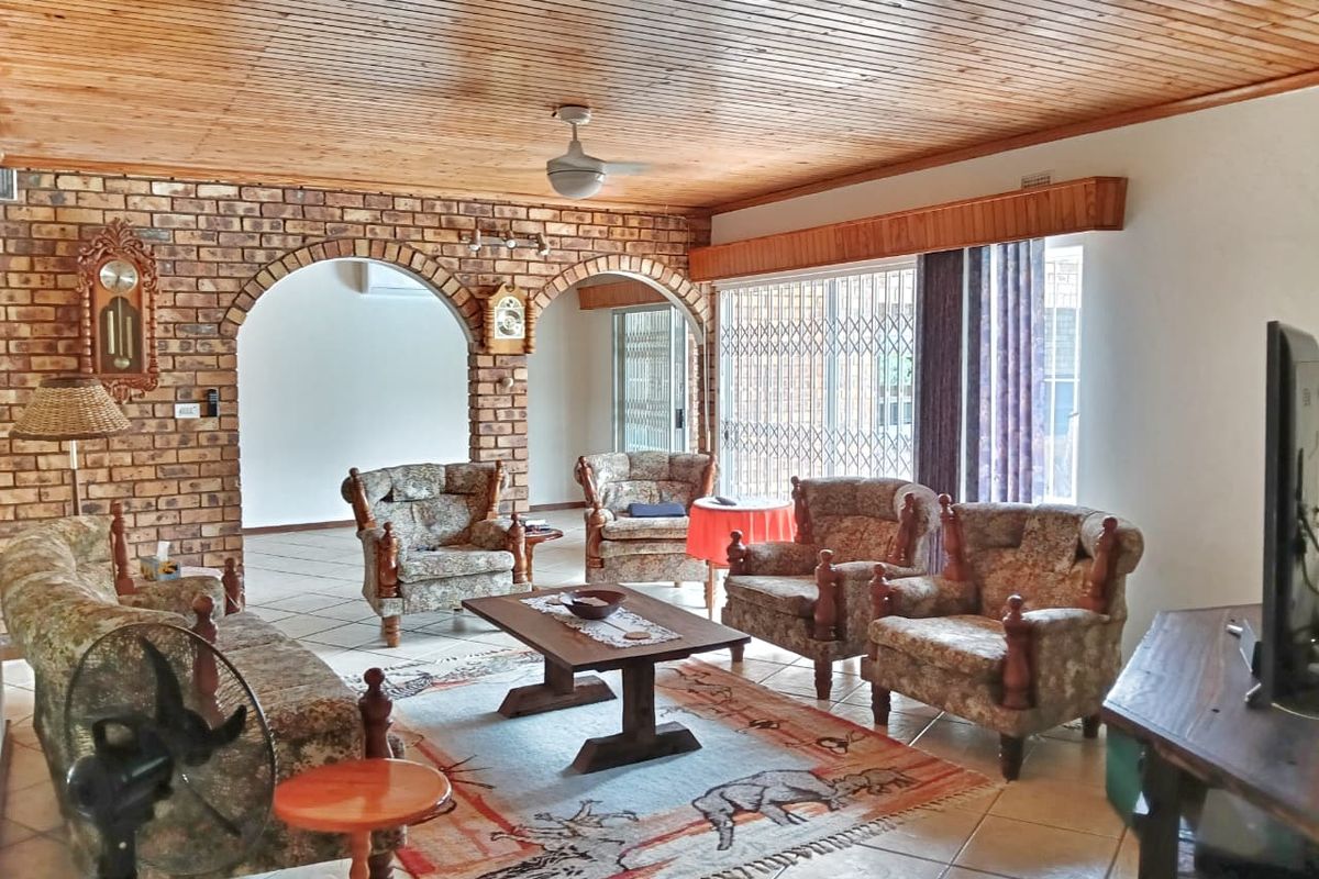 Where Curb Appeal Meets Your Forever Home - Photo 3