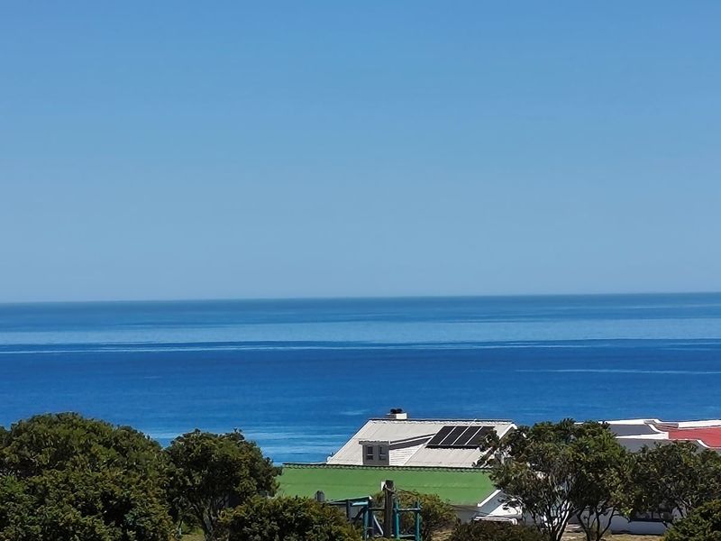 House For Sale In Gansbaai - Photo 2
