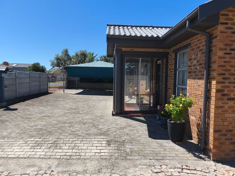 House For Sale In Gansbaai - Photo 5