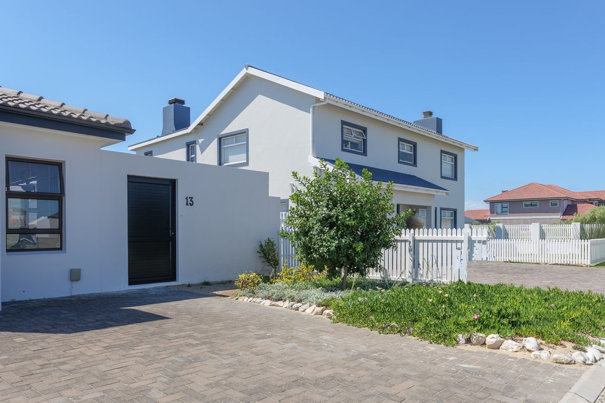 BEST-PRICED GEM IN OCEAN VIEW HEIGHTS - Photo 3