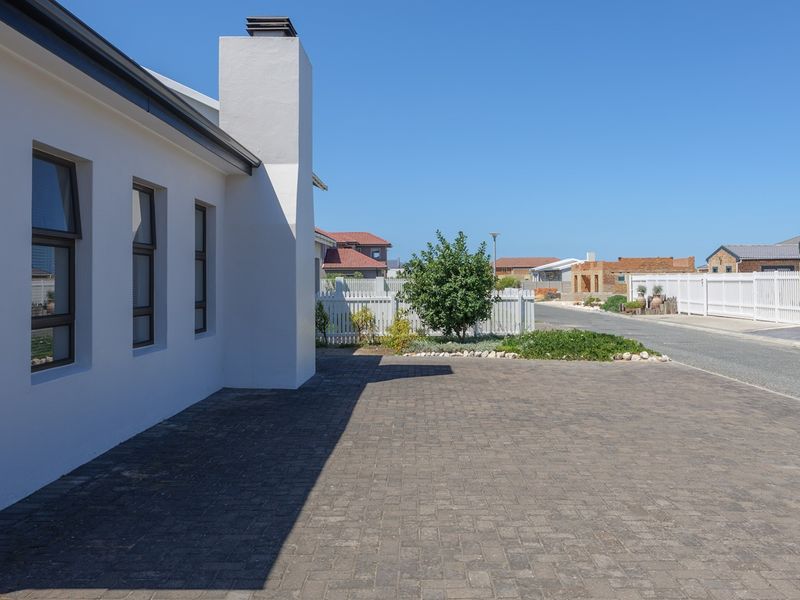 BEST-PRICED GEM IN OCEAN VIEW HEIGHTS - Photo 2