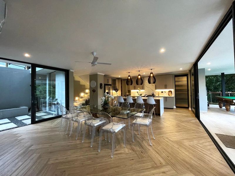 Private Residence - Photo 5