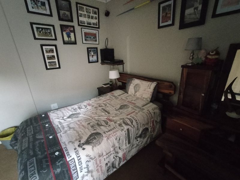 Private Country Living with Dual Homes on 1 Hectare in Heatherdale - Photo 10