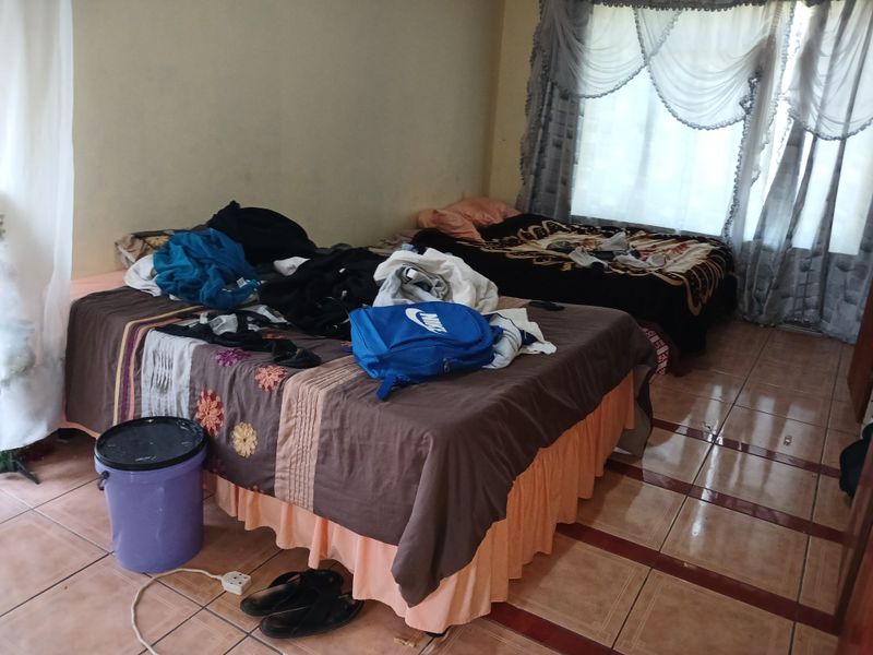 Unlock the Perfect Blend of Space and Location in NU17 - Photo 10