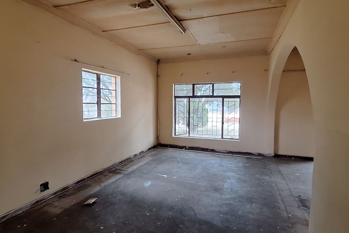 House for sale - Photo 4