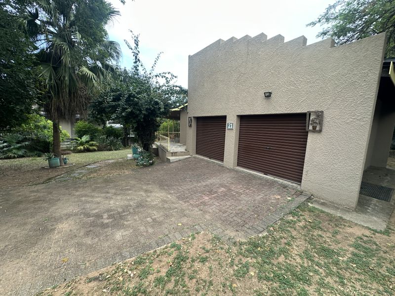 3 Bedroom family home on big stand in West Acres Ext 7 Nelspruit - Photo 6