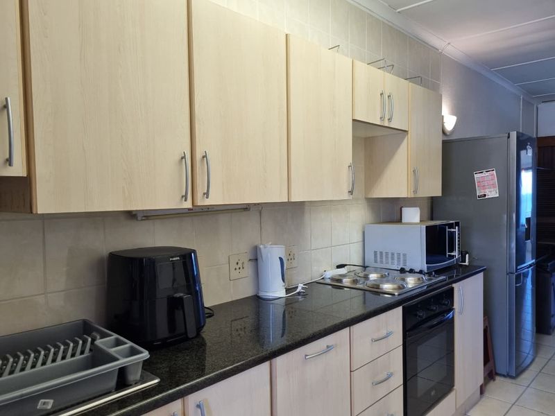 As far as the eye can see. - Photo 10