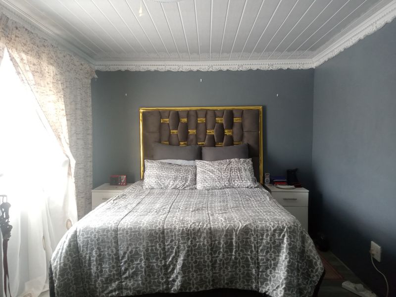 A Home With A Lot Of Potential In A Quiet Area - Photo 8