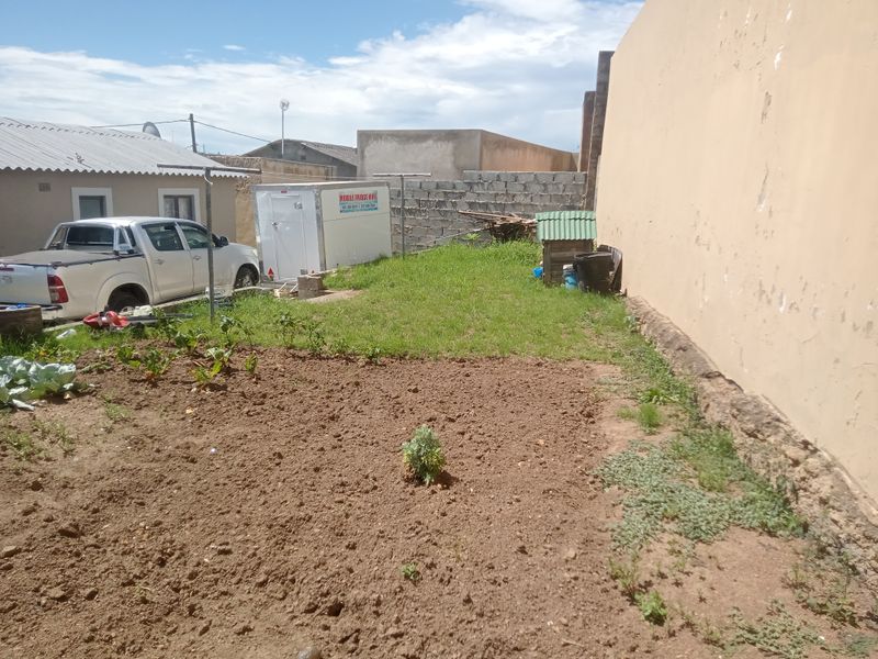 A Home With A Lot Of Potential In A Quiet Area - Photo 6