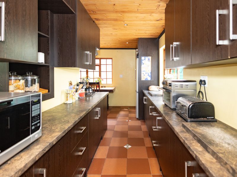 3 Bedroom house - Photo 3