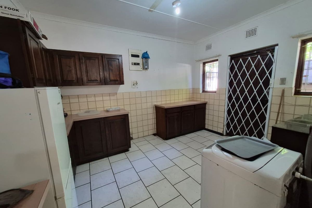 3 bedroom house - Photo 5