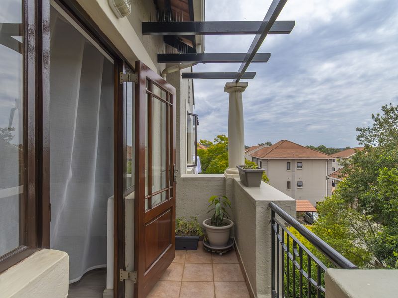 The Ideal Lock-Up-and-Go for First-Timers & Investors! - Photo 7