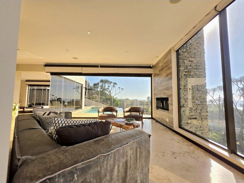 Elevated Luxury Living with Bold Contemporary Design!! - Photo 4