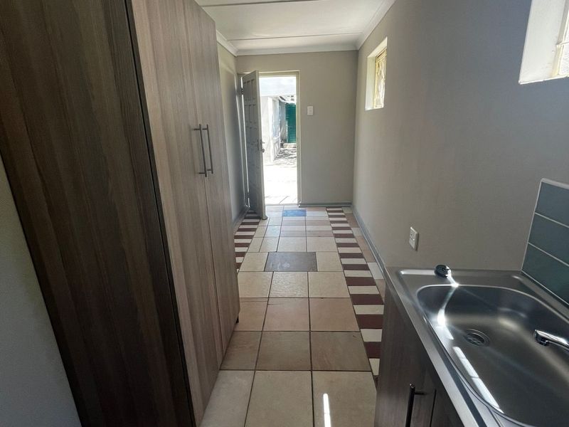 Room to Let in Top Town - Photo 6