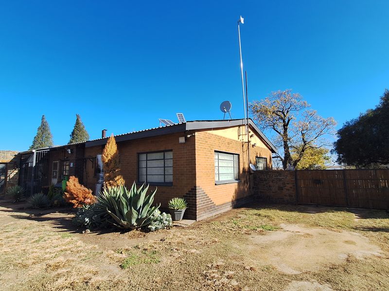 Farm with river front for sale - Photo 9