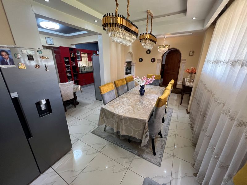 Spacious 6-bedroom home for sale in Irene Park, Klerksdorp—perfect for family living! - Photo 4