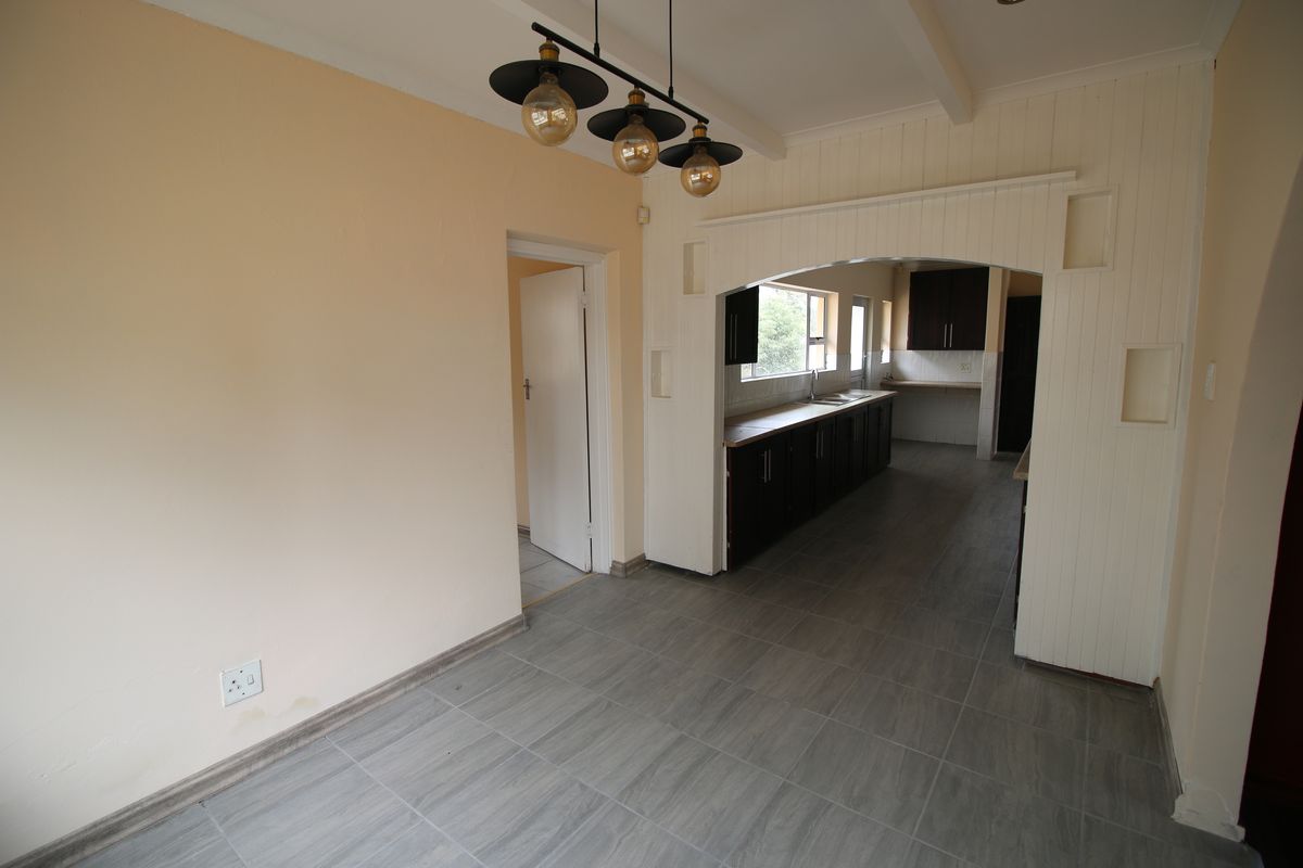 Move-In-Ready Family Home in Prestigious Beacon Bay - Photo 5