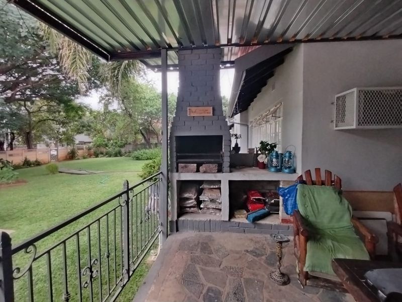 Spacious Family Living in Protea Park – Prime 2379sqm Stand - Photo 4