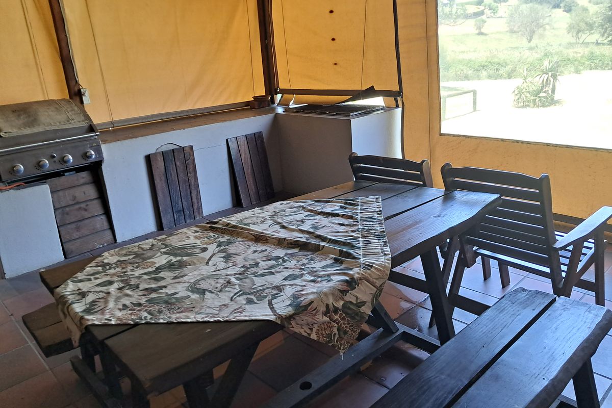 Tranquil Lakeside Living at Peatties Lake - Photo 5