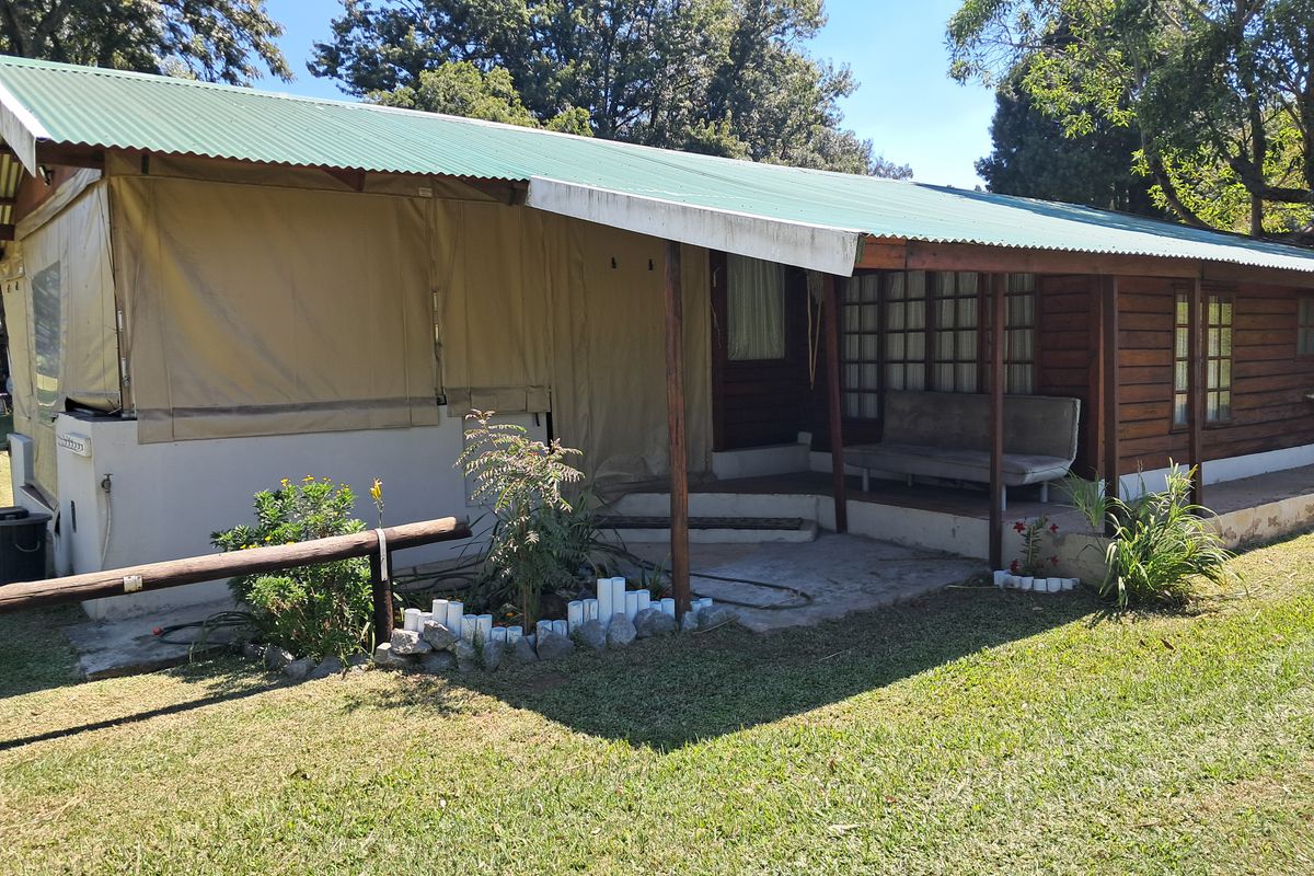 Tranquil Lakeside Living at Peatties Lake - Photo 2