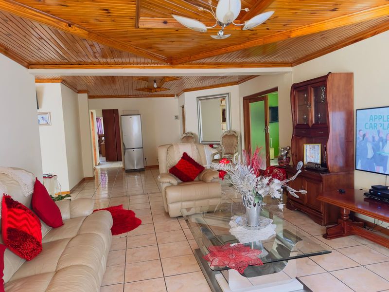 Your perfect family home awaits you in West Bank - Photo 4