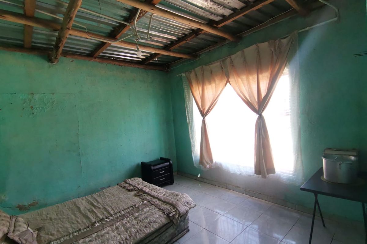 Family Home with Great Potential – Prime Location in Letlhabile. - Photo 5