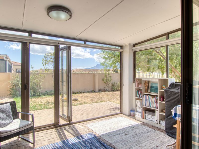 Move-In Ready 3-Bedroom Gem with Indoor Braai & Solar Power - Photo 9