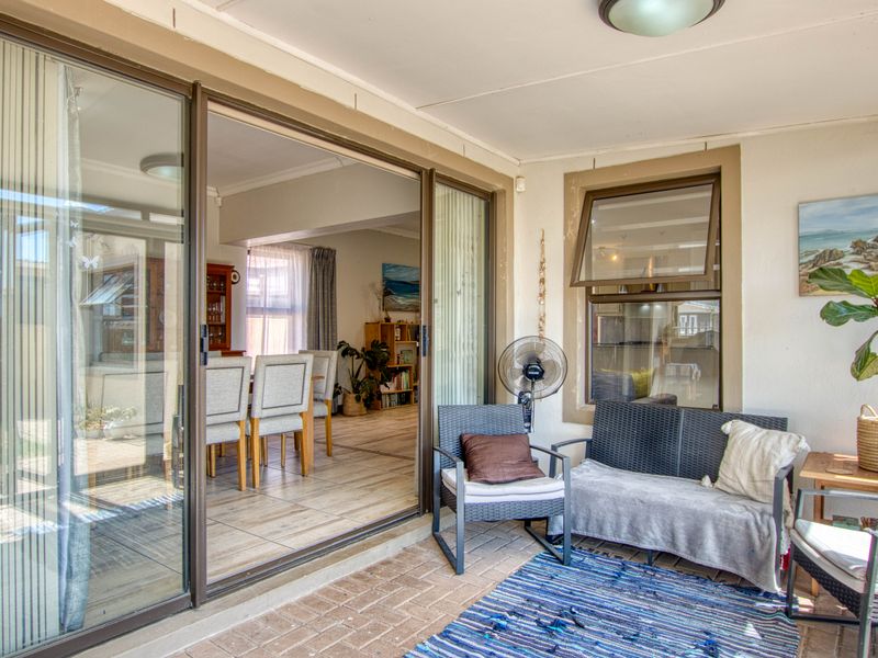 Move-In Ready 3-Bedroom Gem with Indoor Braai & Solar Power - Photo 8