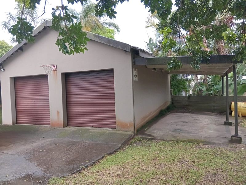 Spacious Family Living with Income Potential in Meer en See - Photo 3