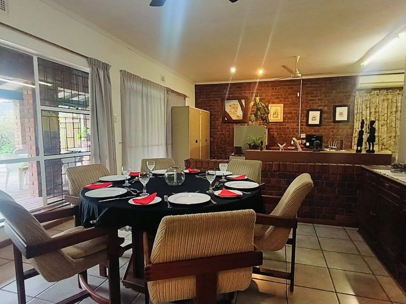 Spacious Family Living with Income Potential in Meerensee - Photo 7