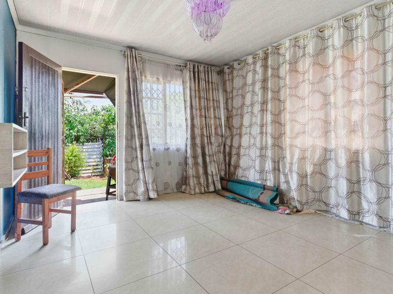 New on the Market – 3 Bedroom Sectional Title Opportunity - Photo 3
