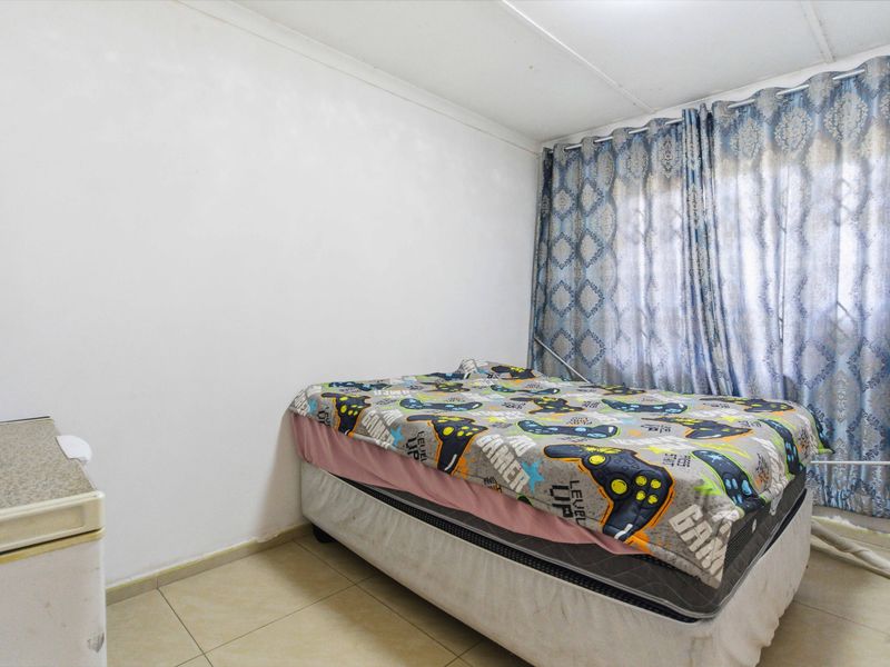 New on the Market – 3 Bedroom Sectional Title Opportunity - Photo 6
