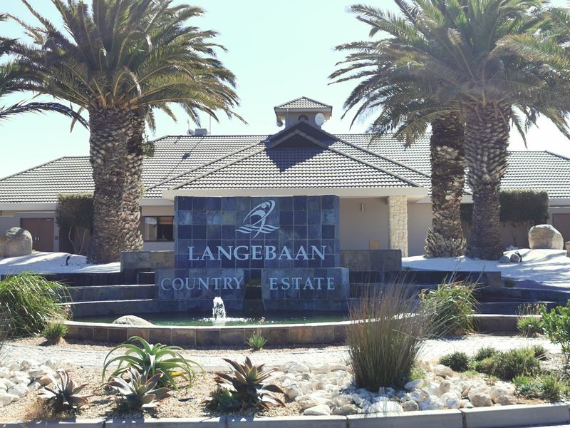 Secure Estate Living with Coastal Appeal - Photo 5