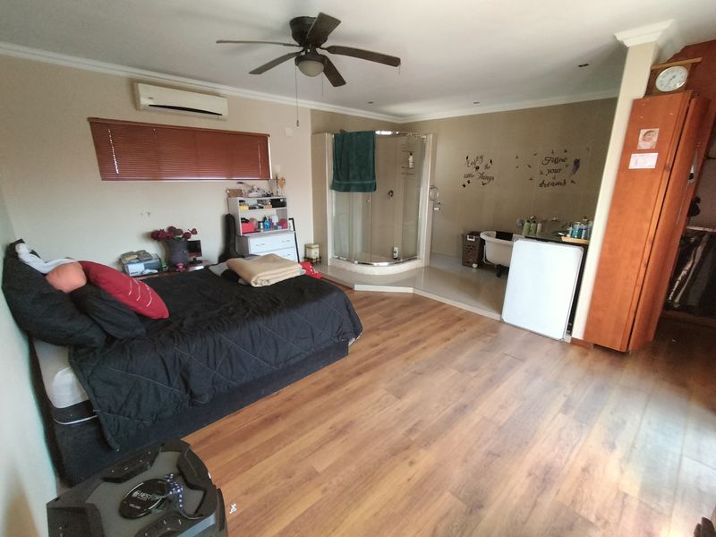 Modern living at its finest in the backdrop of the majestic Magalies in Pretoria North - Photo 10